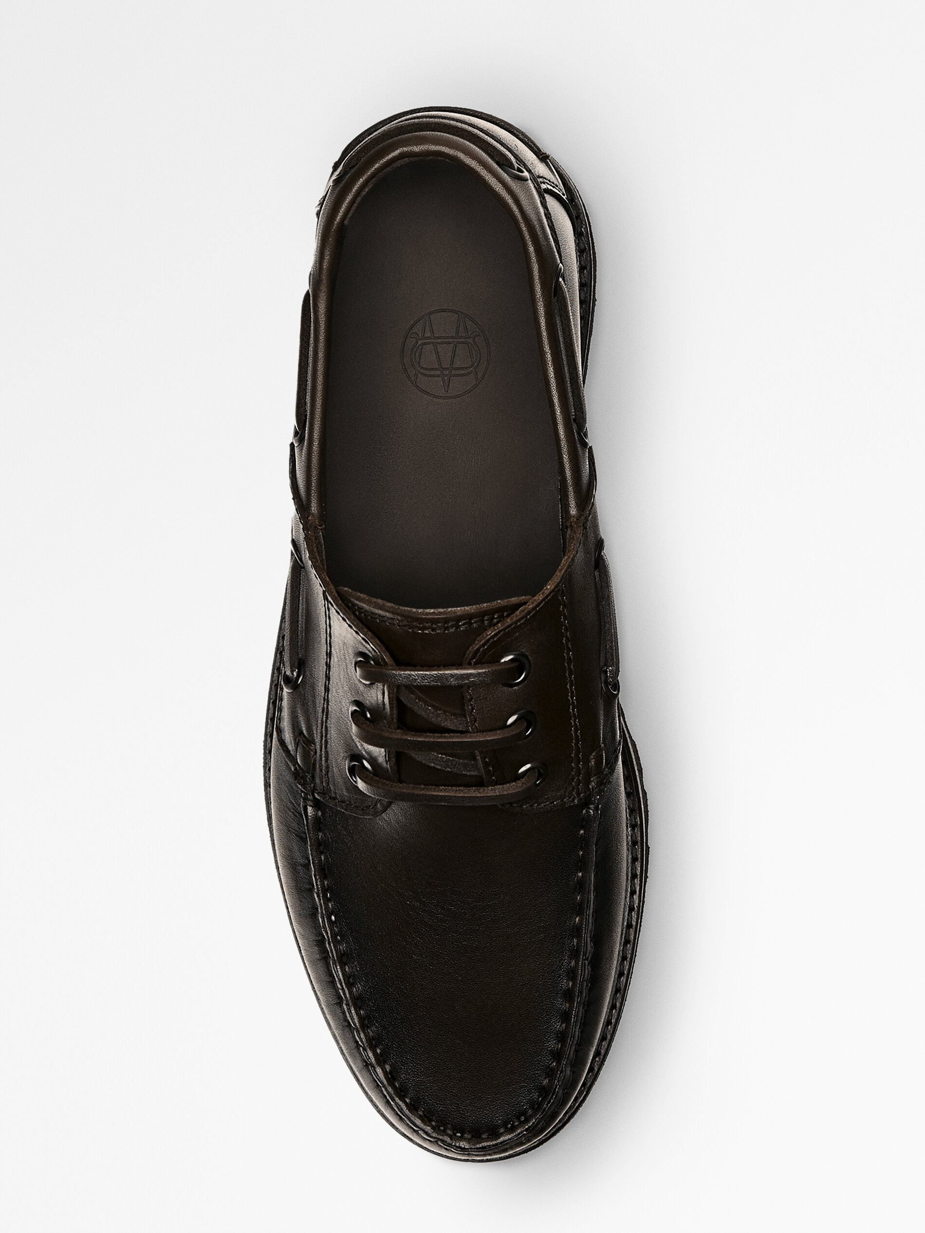 Massimo Dutti - NAÚTICO PIEL PISO TRACK