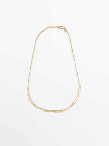 Coarse-textured gold-plated choker