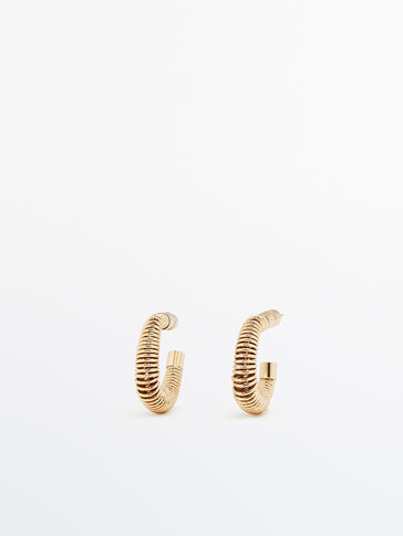 Textured gold-plated spiral earrings