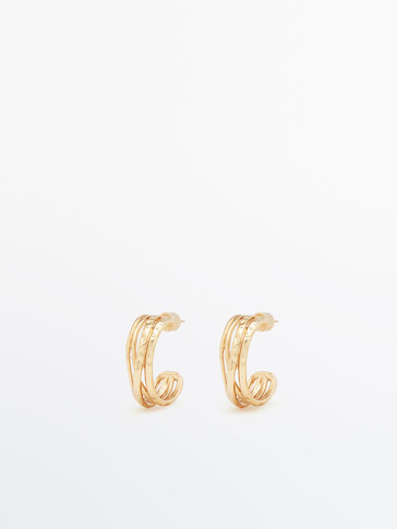 Gold-plated minimalist hoop earrings