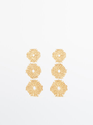 Gold-plated triple flower long earrings