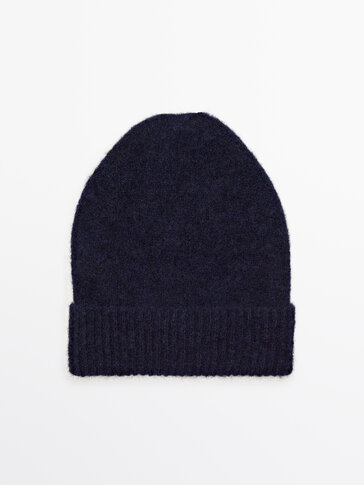 Bonnet en maille avec ourlet côtelé