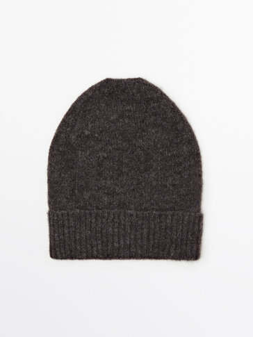 Ribbed beanie with turn-up detail - Massimo Dutti