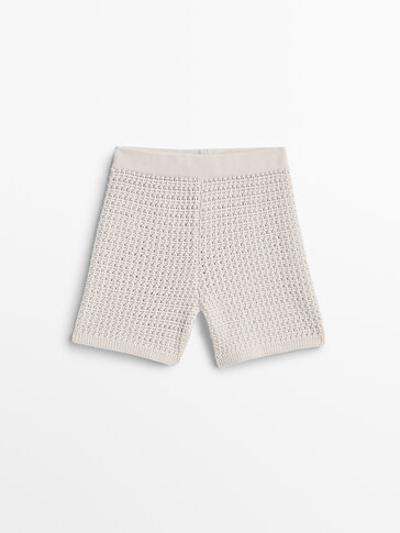 Crochet knit shorts