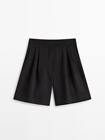 Long Bermuda shorts with darts