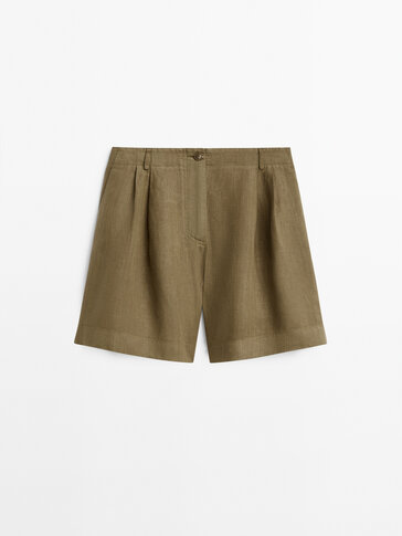 Linen Bermuda shorts with darts