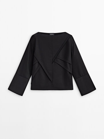 Свободна черна блуза с шевове – Limited Edition