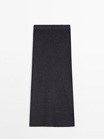 Long textured knit skirt with slit