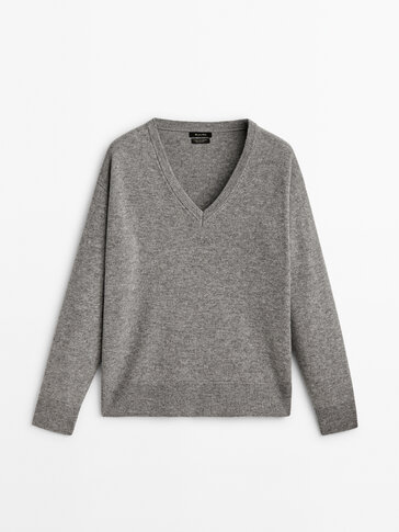 Wool blend V-neck sweater