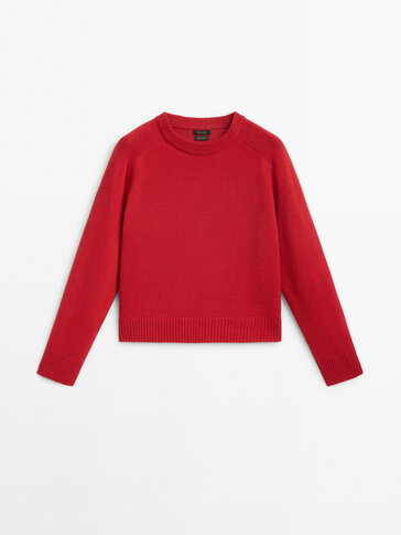 Wool and cashmere blend knit sweater