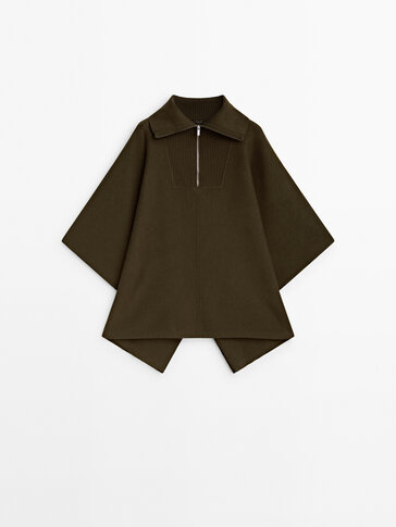 Knit cape with zipped neck