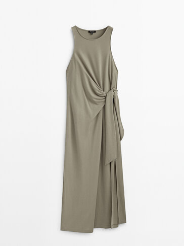 Midi dress with knot detail