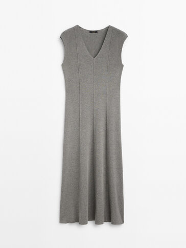Flared midi dress with topstitching detail