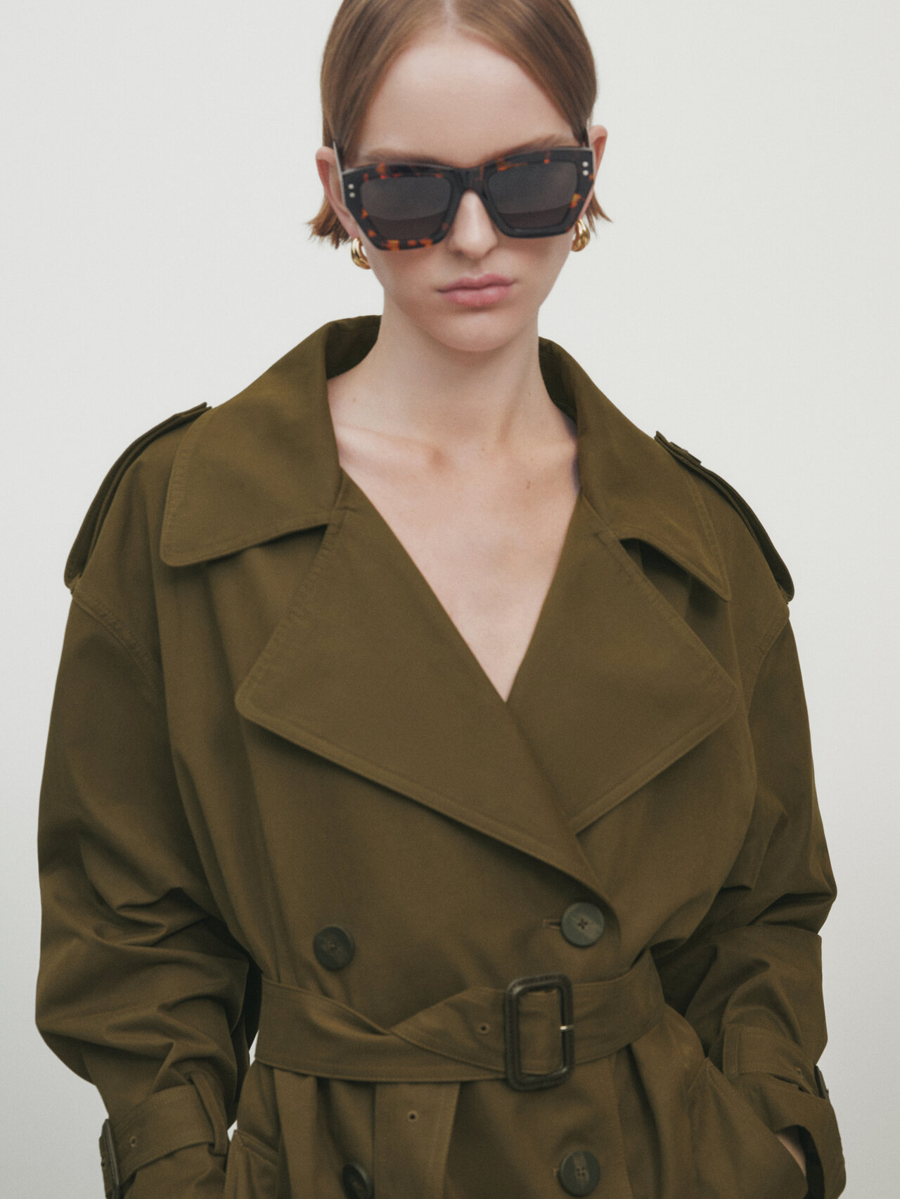 Massimo Dutti Kurzer Trenchcoat Mit Gürtel In Brown