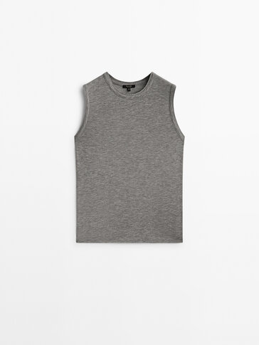 Sleeveless T-shirt in a lyocell and wool blend