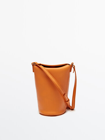 Mini-sac à bandoulière vertical en cuir nappa