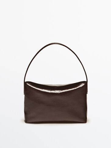 New ‘90s crackled leather shoulder bag - Massimo Dutti United Kingdom