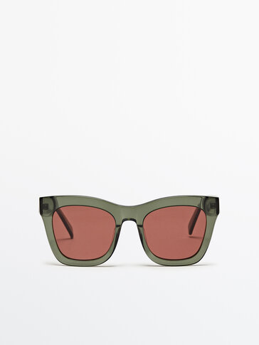 Oversize square sunglasses