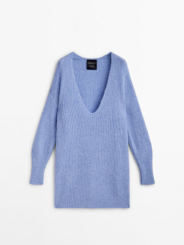 Plunging neckline outlet sweater