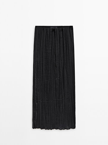 Pleated long skirt with slit -Studio