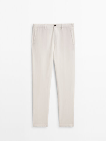 Pantalón chino con algodón y lino tapered fit