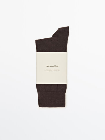 Lange Socken aus Baumwollmischgewebe mit Tupfen
