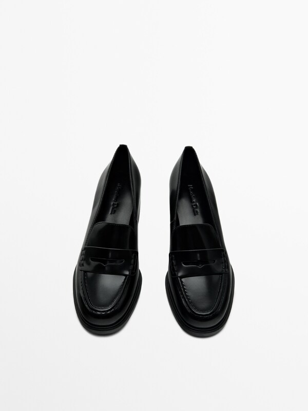 Heeled loafers · Black · Heel Shoes | Massimo Dutti
