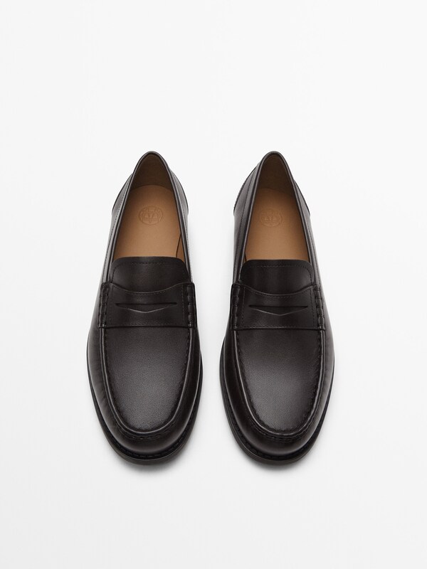 Leather loafers · Brown, Black · Shoes | Massimo Dutti