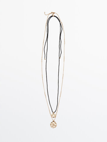 Contrast double coin necklace