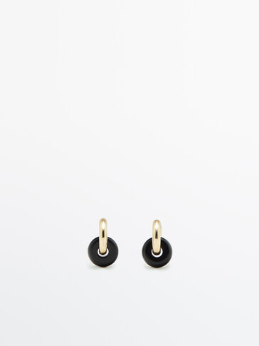 Gold-plated earrings with black stone
