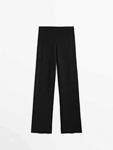 Černé úpletové kalhoty straight fit