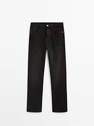 ג'ינס Mid waist בגזרה ישרה