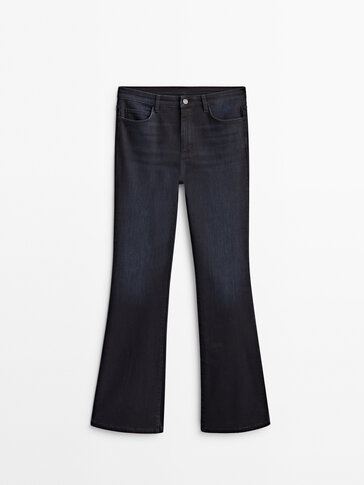 Skinny-Jeans mit Schlag und hohem Bund