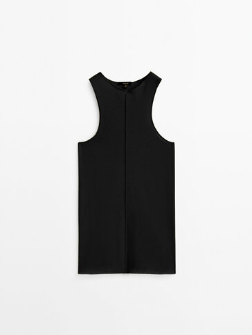Sleeveless crepe top with central seam detail