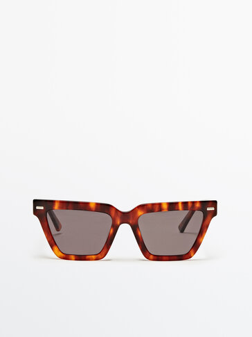 Tortoiseshell D-frame sunglasses