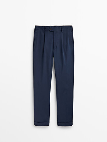 מכנסי Chinos בגזרת Relaxed fit עם גימור פנסים - Limited Edition