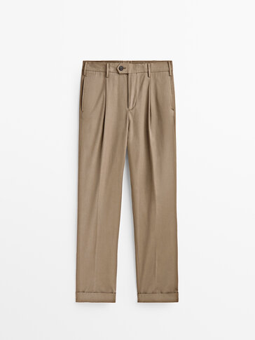 מכנסי Chinos בגזרת Relaxed fit עם גימור פנסים - Limited Edition