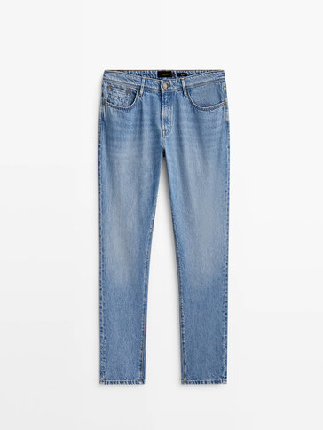 Gebleichte Jeans im Tapered-Fit mit halbhohem Bund