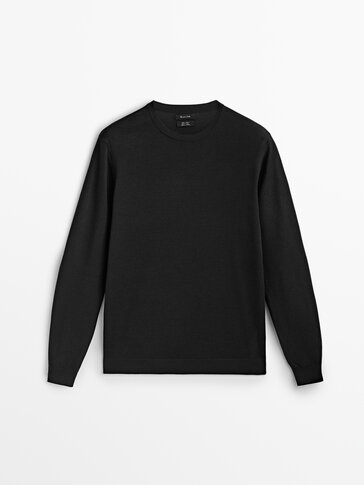 Rundhalset sweater in 100% merinould
