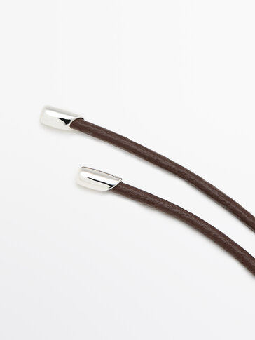 Leather cord necklace with oval piece · Silver · Accessories