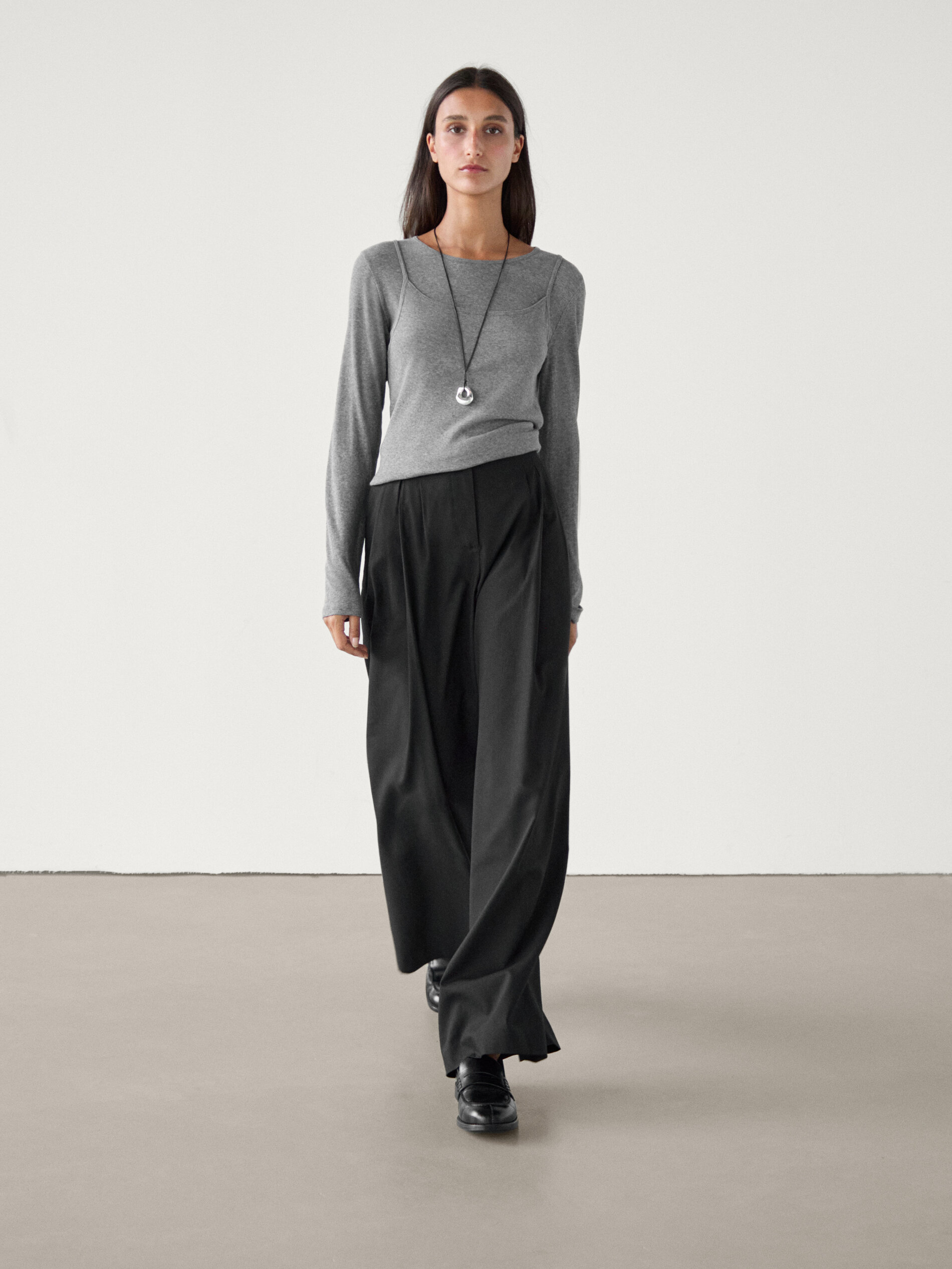 Exquisite Wide-Leg Trousers with Pockets