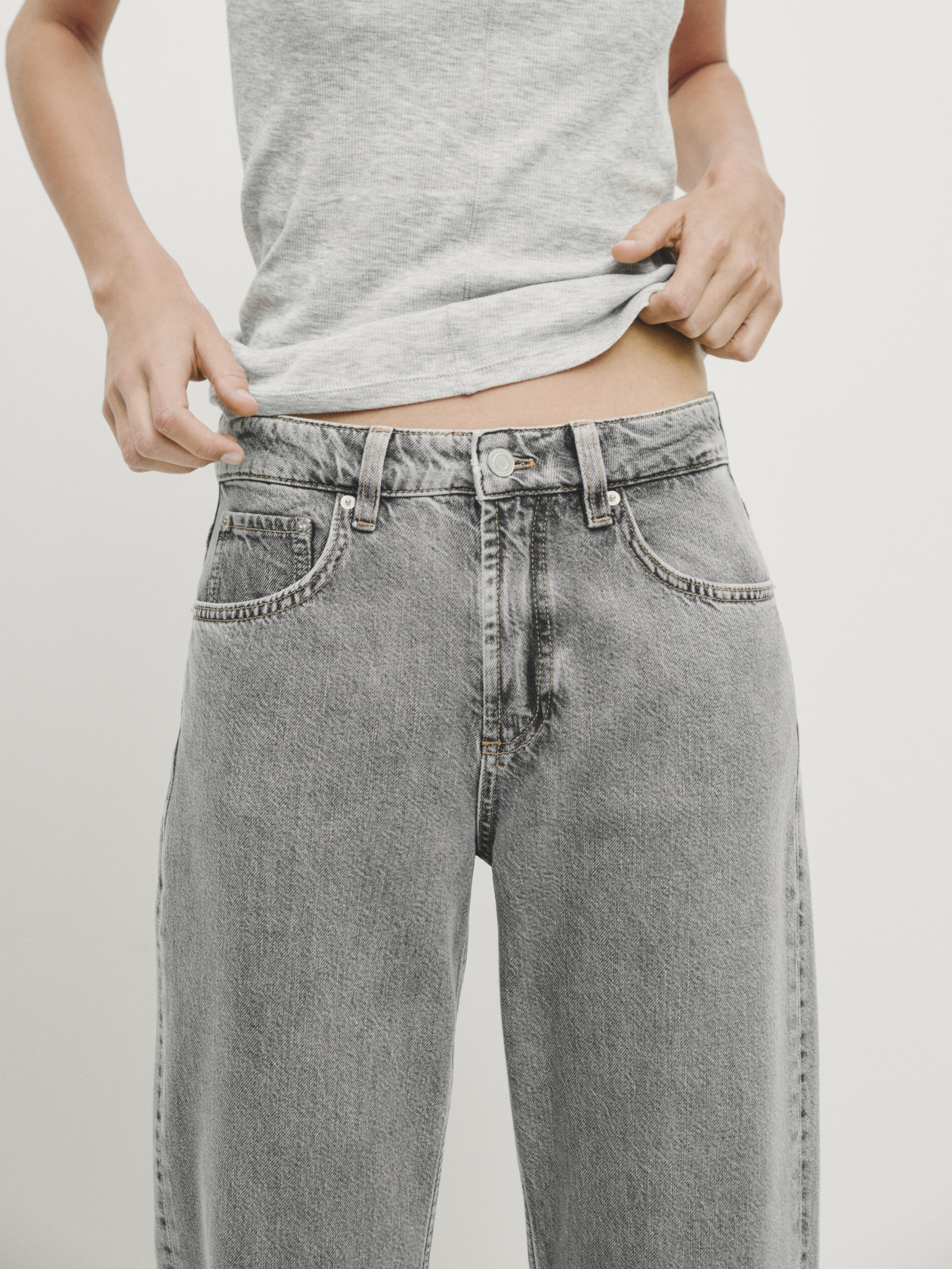 Mid-rise wide-leg full length jeans · Grey · Dressy | Massimo Dutti