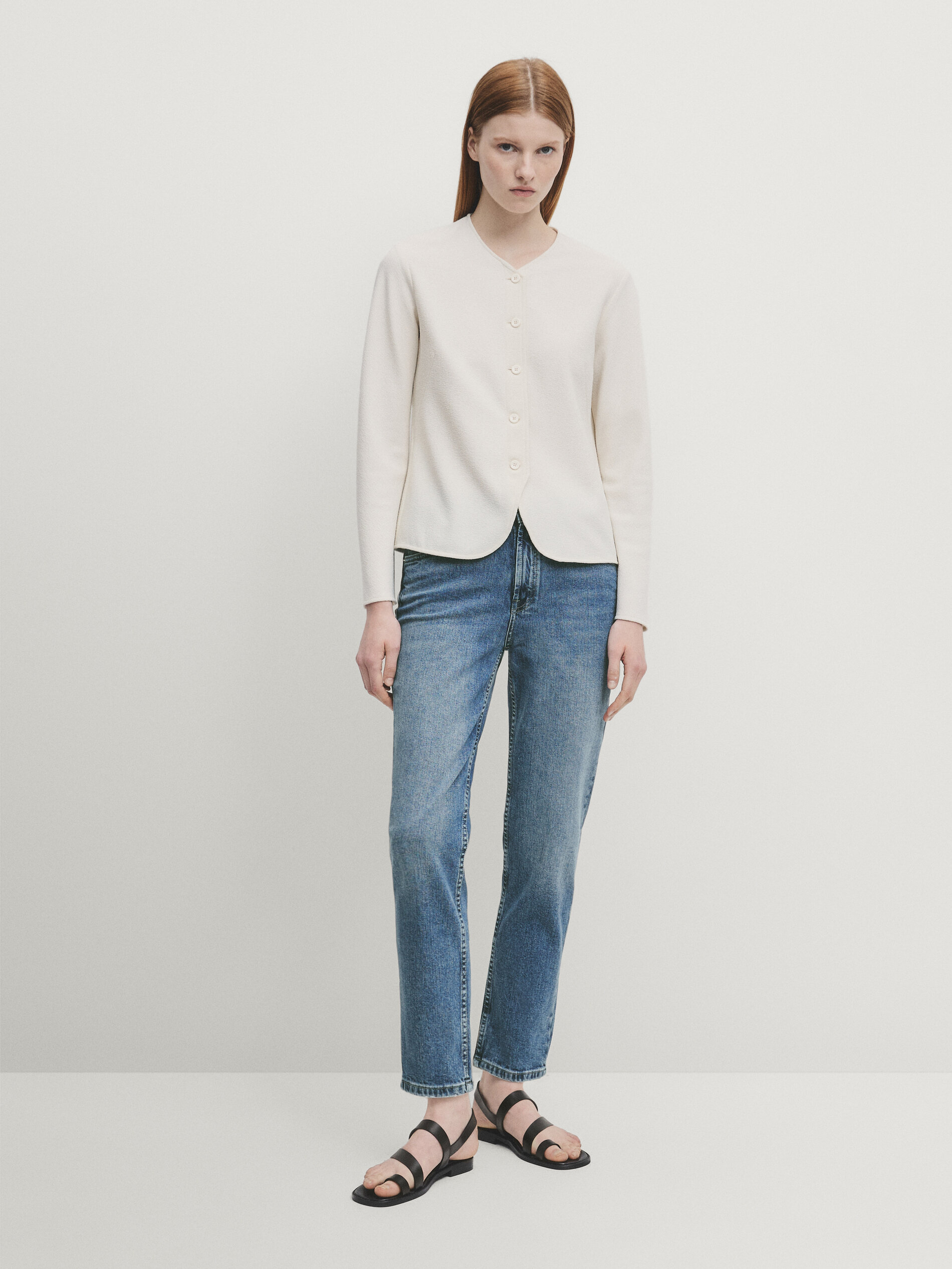 Shops NWT. Massimo Dutti Off White Slim Cropped Jeans. Size 8.