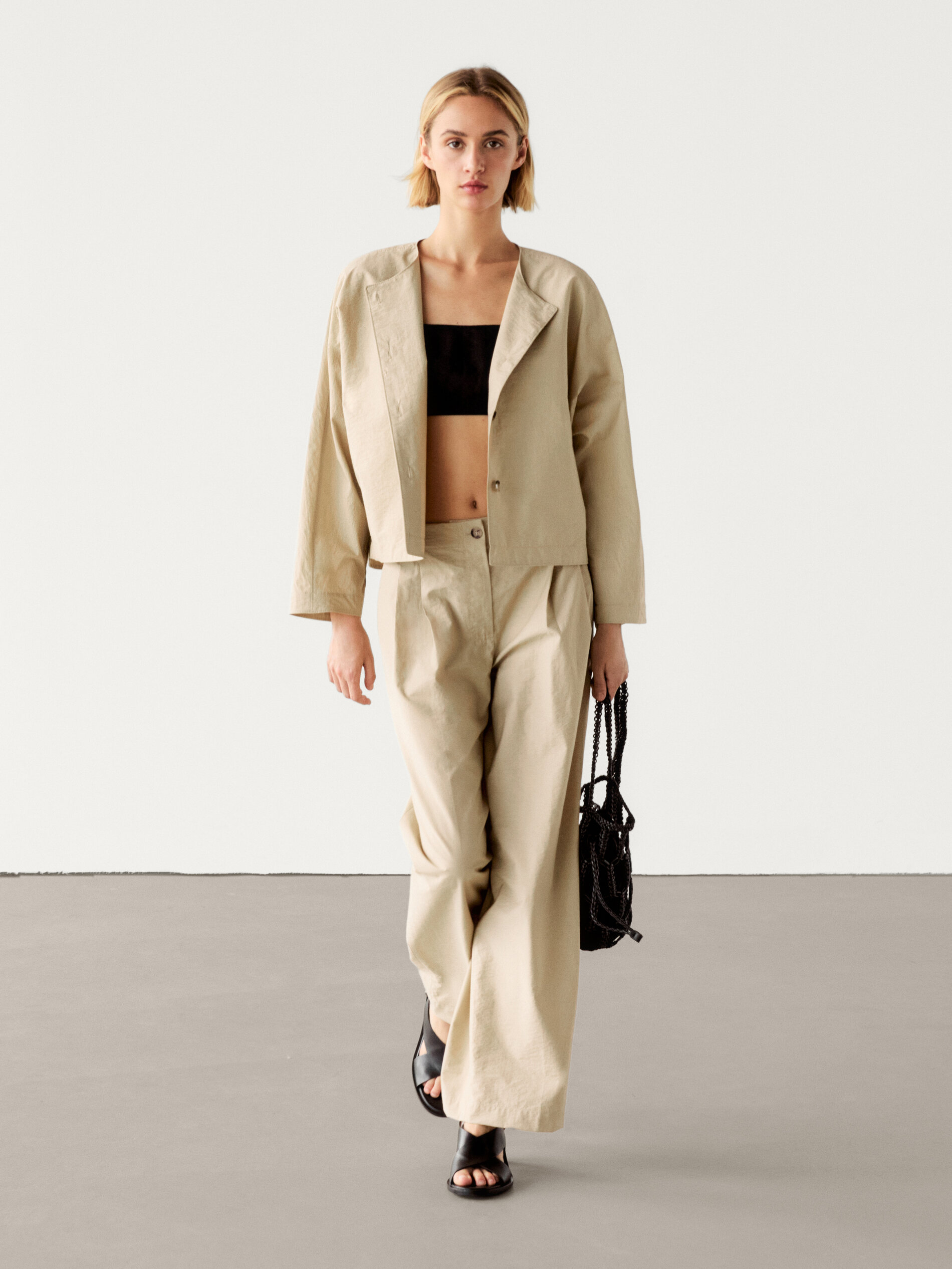 Wide-leg pleated co-ord trousers · Beige · Dressy | Massimo Dutti