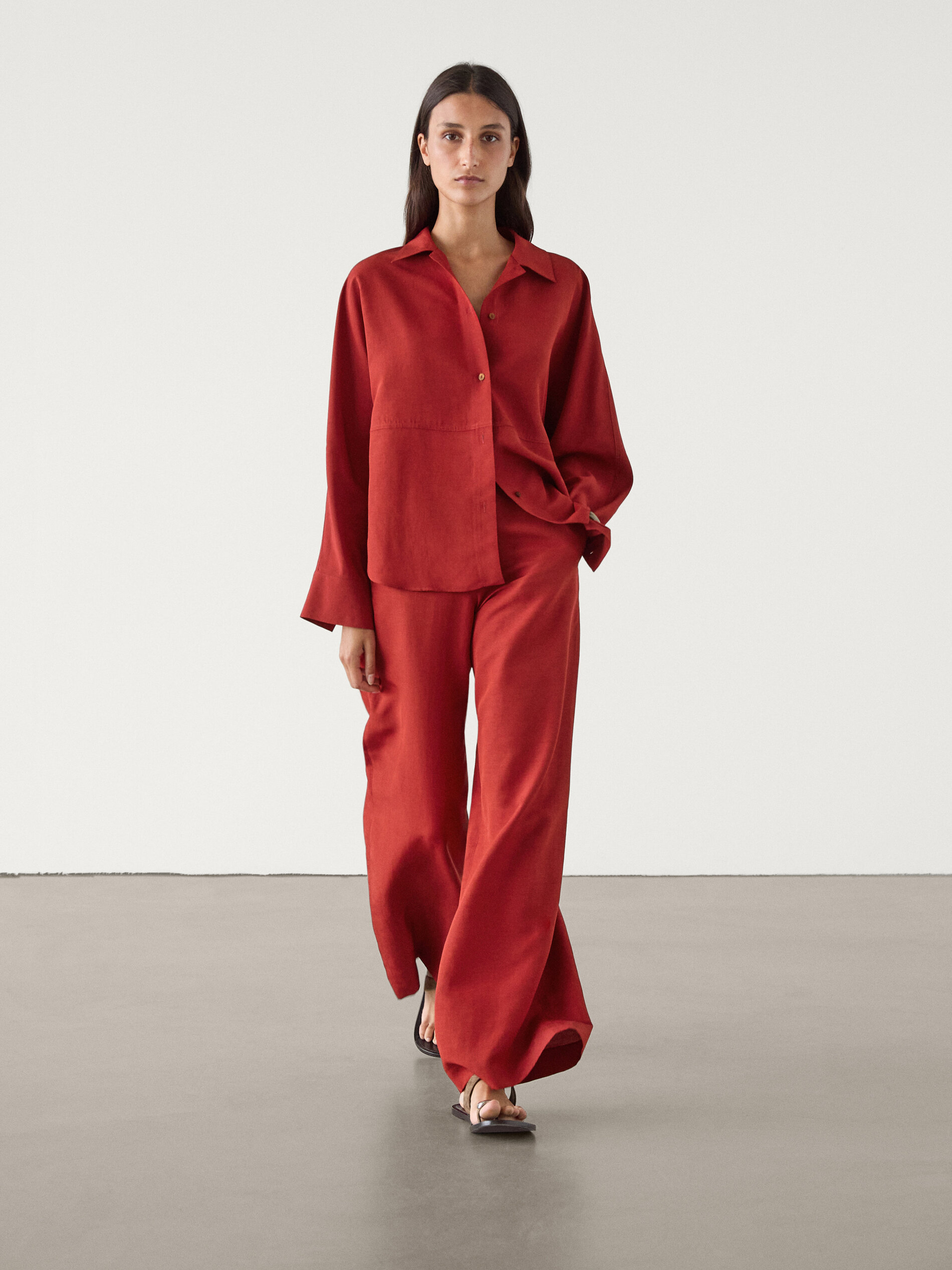 linen-blend-co-ord-shirt-with-seam-detail-russet-shirts-massimo-dutti