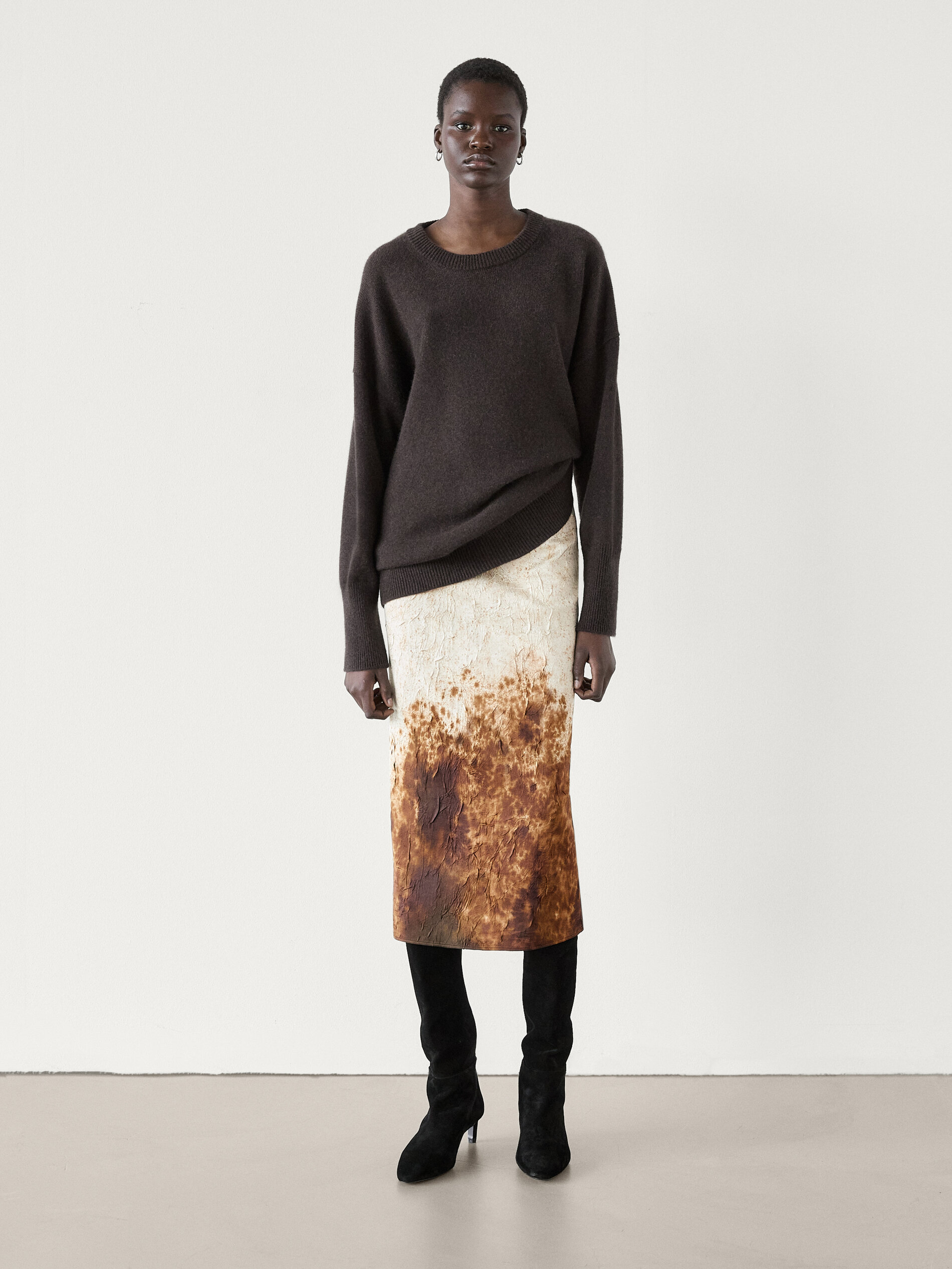 Abstract print midi skirt · Beige · Smart / Skirts | Massimo Dutti