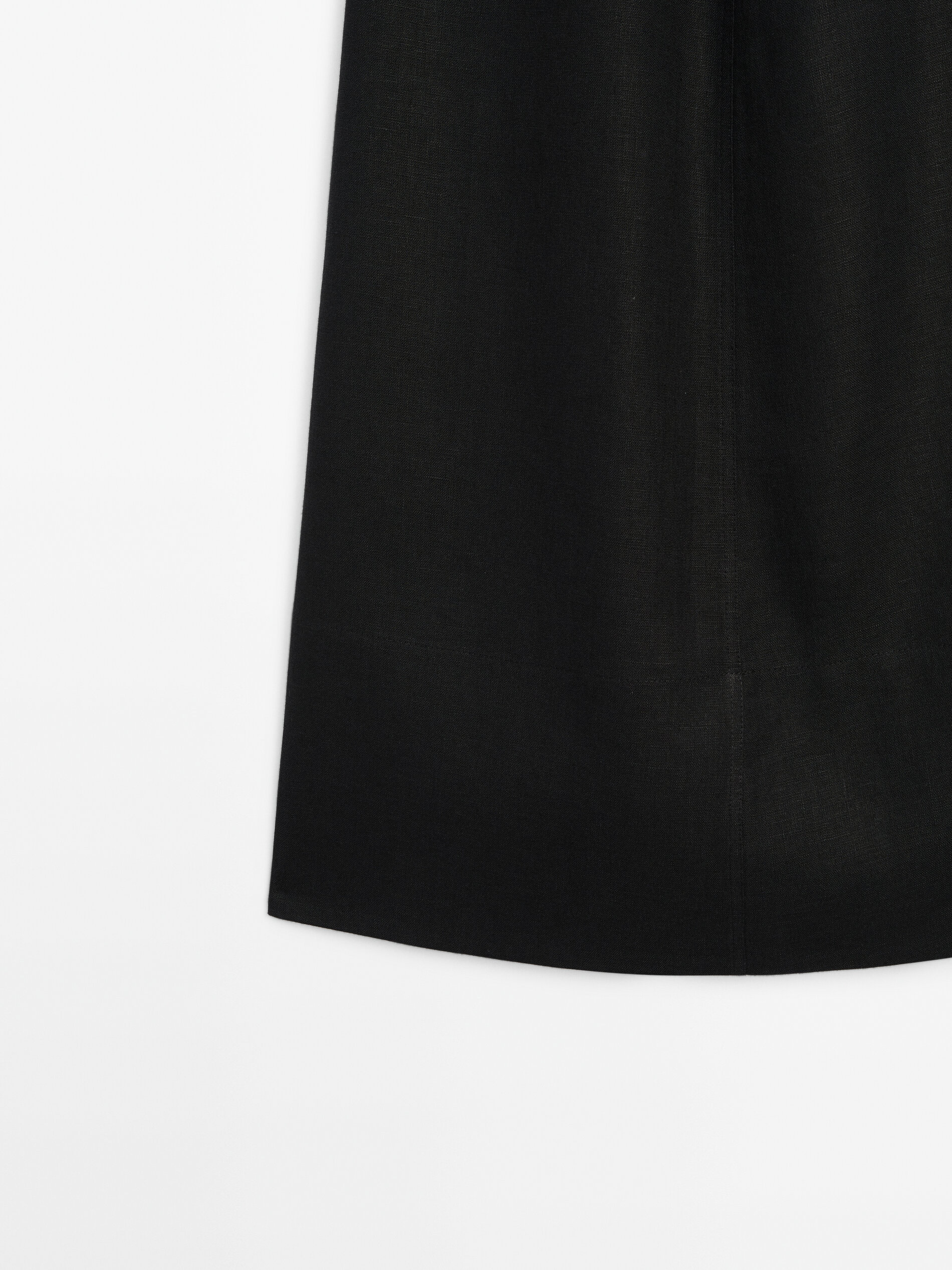 Falda midi 100% lino detalle costura