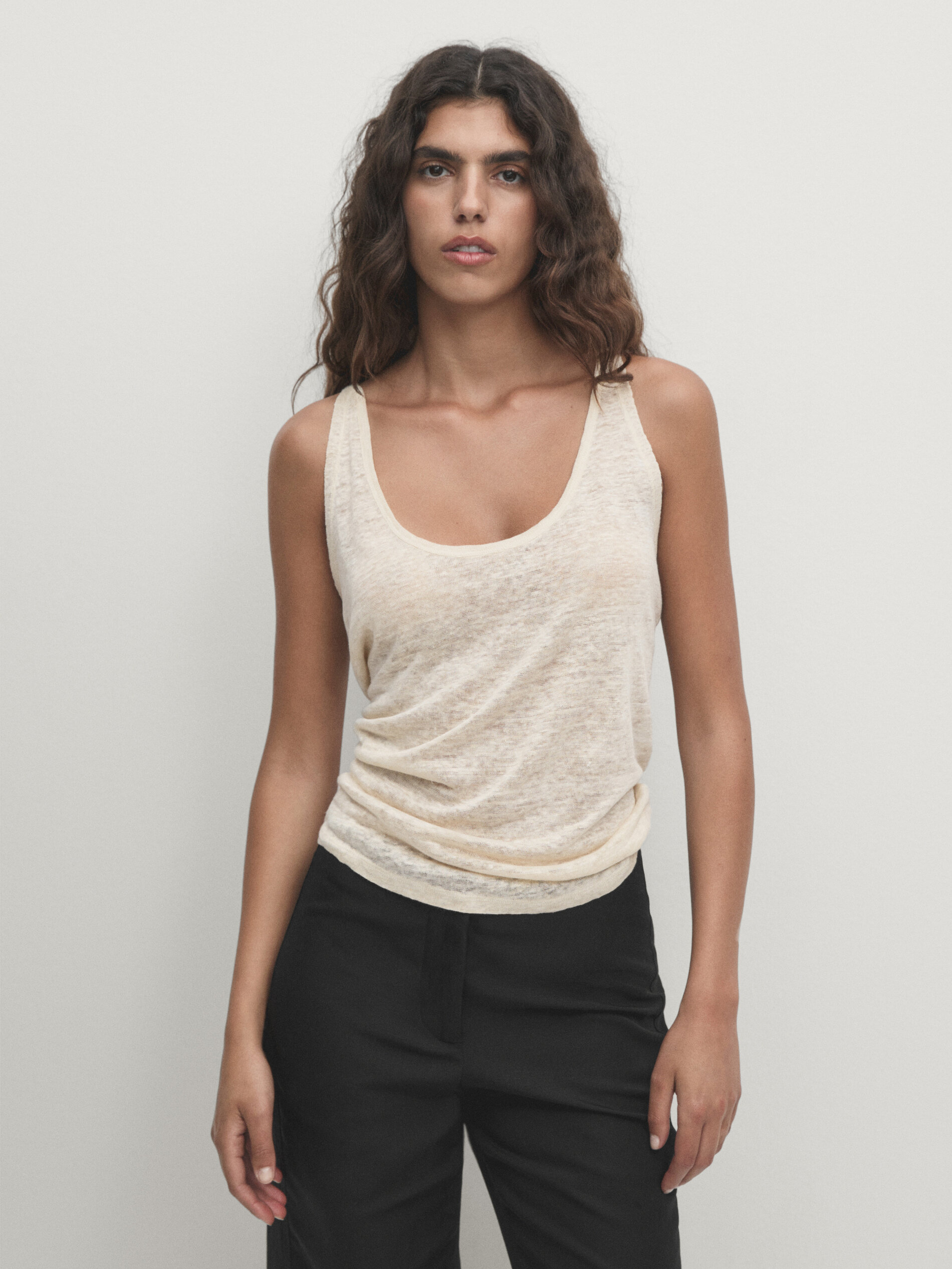 Shop Massimo Dutti Halbtransparentes, Ärmelloses Top Aus 100% Leinen In Beige Meliert