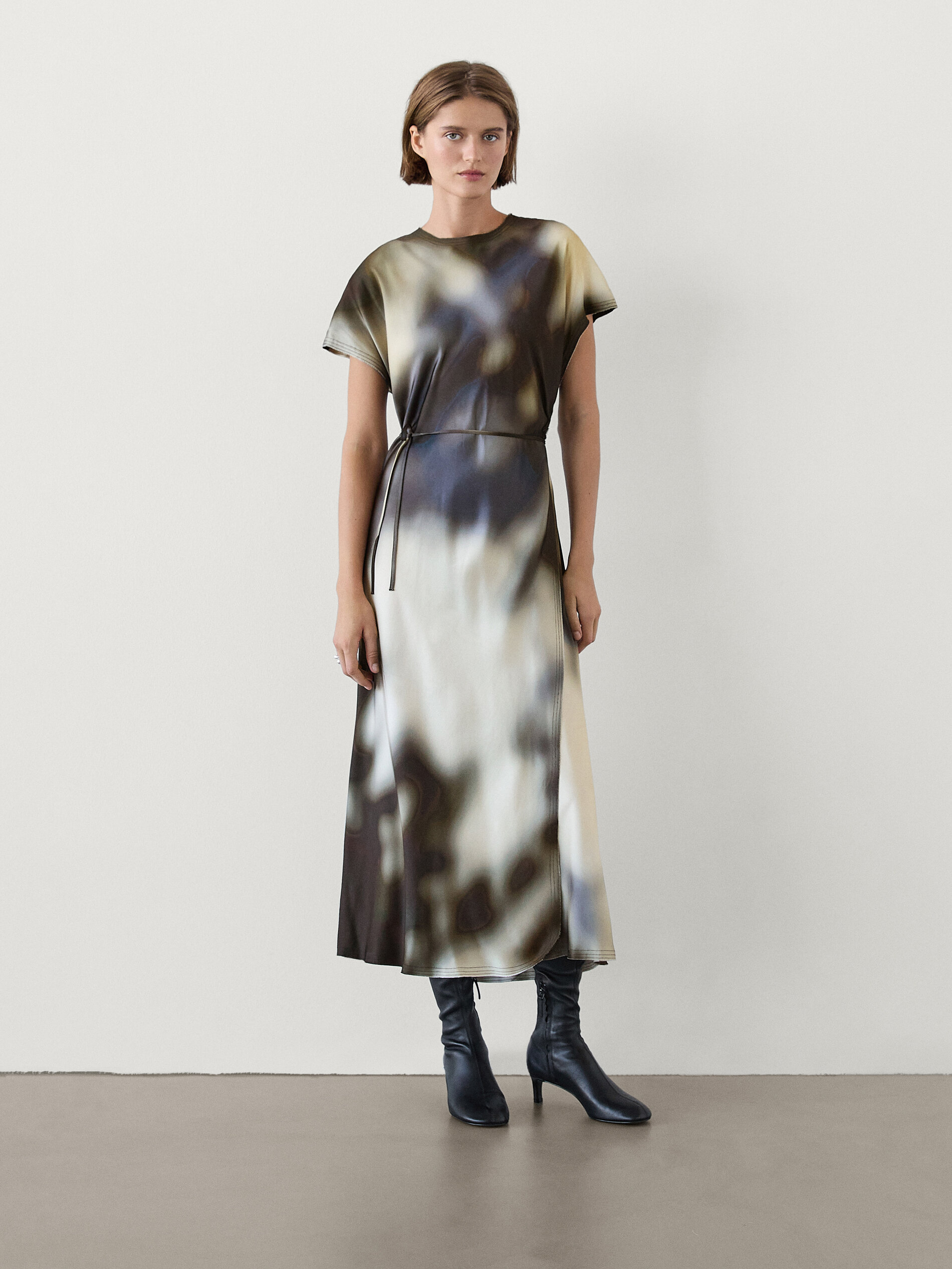 Kleider Massimo Dutti