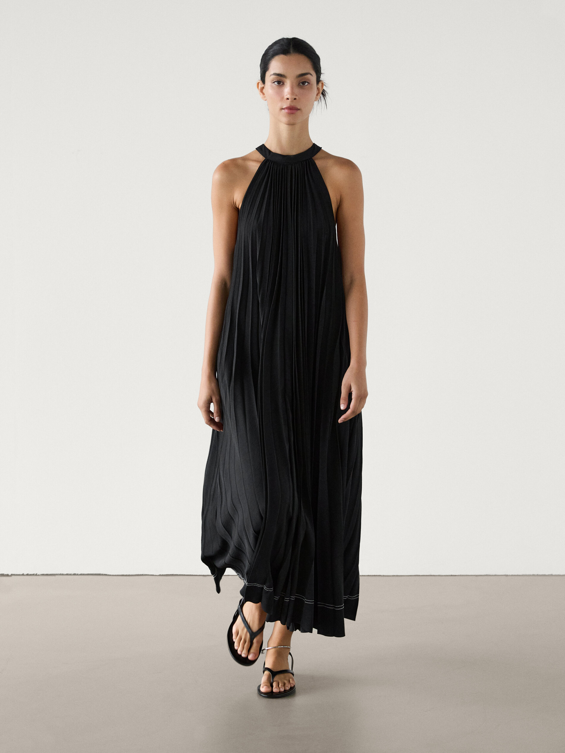 Pleated halter midi dress · Black · Smart / Dresses And Jumpsuits ...